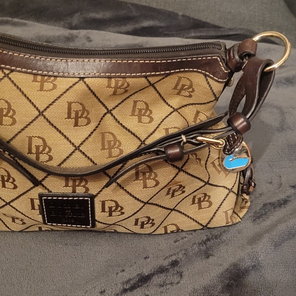 Dooney & Bourke Signature Shoulder Bag - Picture 6 of 6